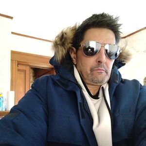 Meet your Posher, Robert